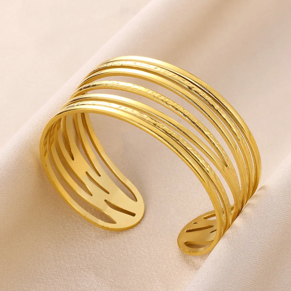 Classic Gold Color Wrinkle Texture Bangle Bracelet For Women Exquisite Cuff Bracelet Stainless Steel Hand Ornament Punk Jewelry