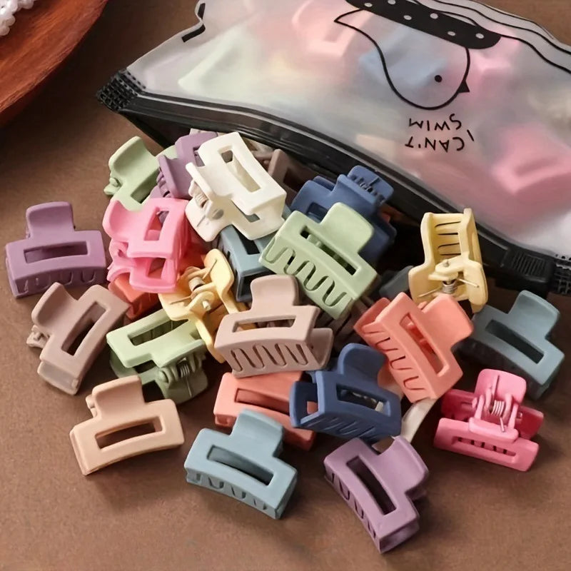 20 Pcs/bag Solid Color Matte Hollow Hair Claw Clip Candy Color Catch Barrettes Stylish Hair Accessories Suitable for Women