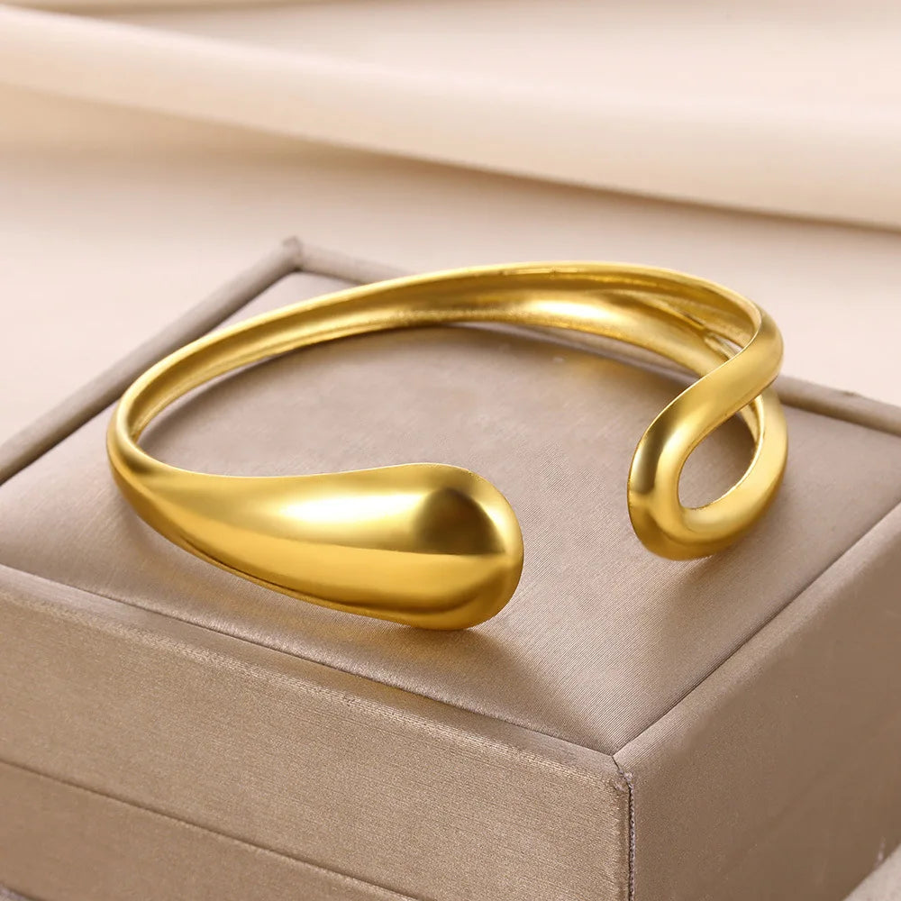 Classic Gold Color Wrinkle Texture Bangle Bracelet For Women Exquisite Cuff Bracelet Stainless Steel Hand Ornament Punk Jewelry